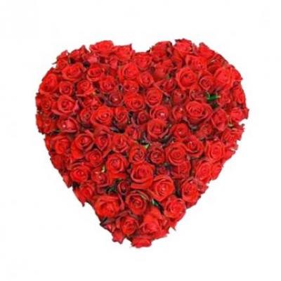 Red Roses Heart Arrangement