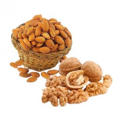 Almonds With Walnuts