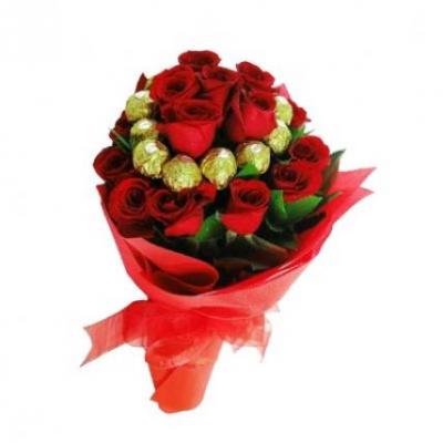 Roses With Ferrero Rocher Bouquet