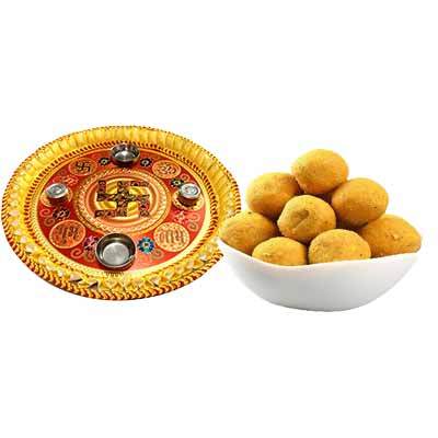 Thali with Besan Laddu