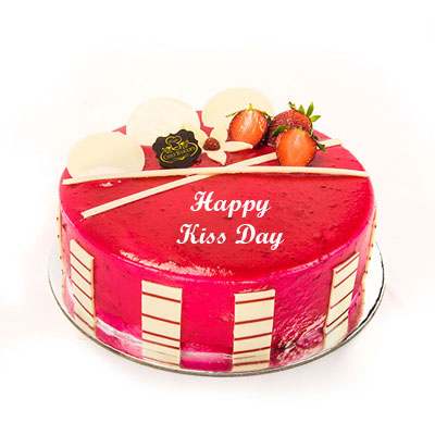 Kiss Day Strawberry Cake